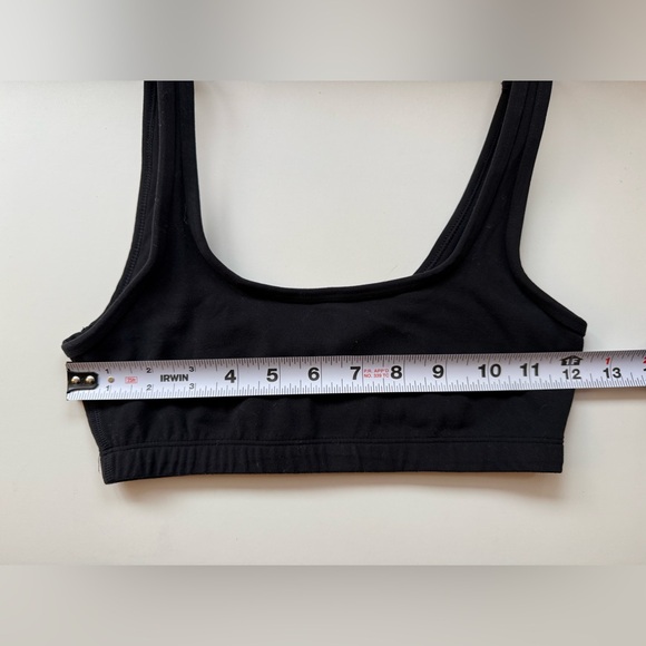 TNA TnAction Scoop Neck Bra Size XS - Picture 3 of 5